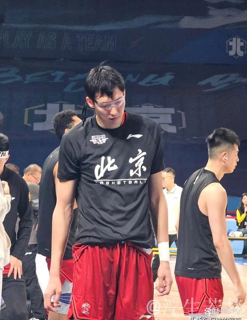 约克爆发34+8周琦意外伤退 浙江力挫北京迎四连胜 约克爆发34+8周琦意外伤退 浙江力挫北京迎四连胜