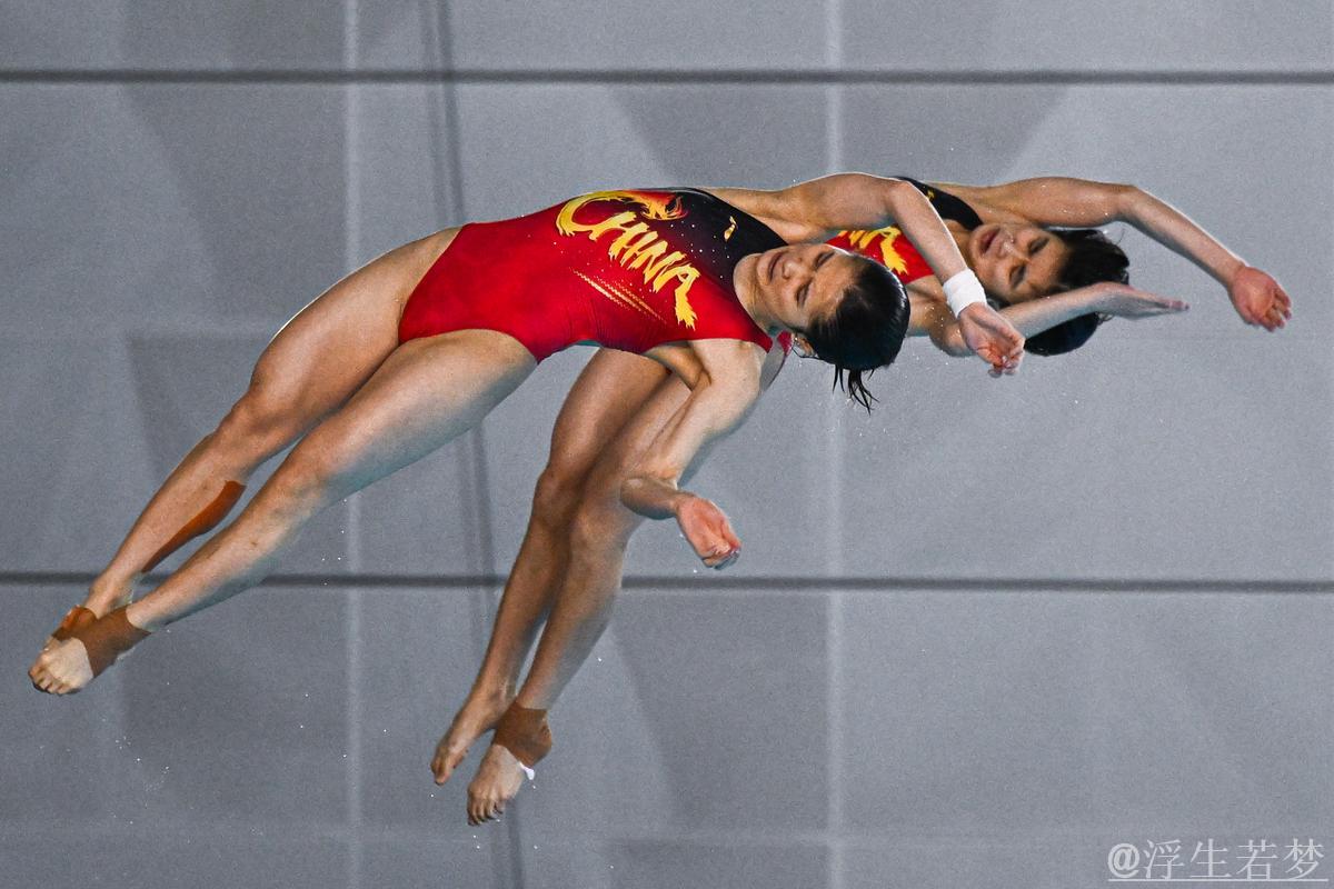 跳水世界杯超强对决:女子双人10米跳台决赛亮点 跳水世界杯超强对决:女子双人10米跳台决赛亮点